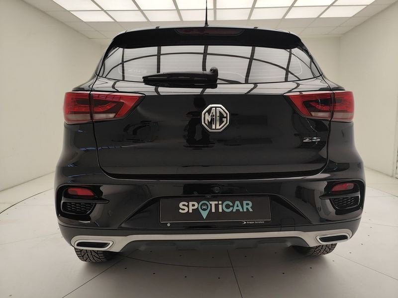 https://cdn-dk.caraffinity.it/dealer/datafiles/vehicle/images/800/780/MYPJ8LjHdx5pUYM7.jpeg