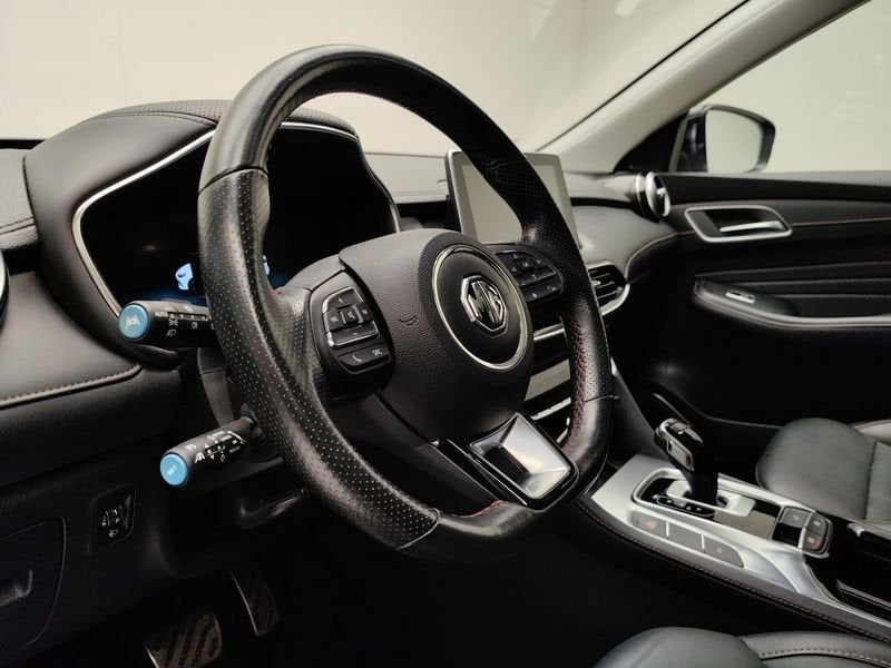 https://cdn-dk.caraffinity.it/dealer/datafiles/vehicle/images/800/780/MmMOTyKoth6oNHGr.jpeg