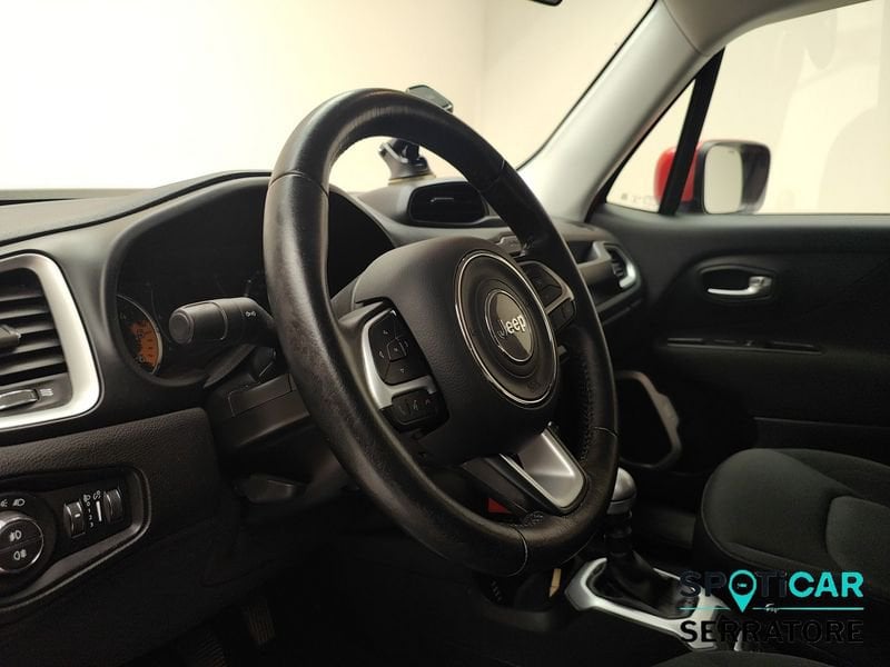 https://cdn-dk.caraffinity.it/dealer/datafiles/vehicle/images/800/780/R9HfqcNShfAF6UwZ.jpeg