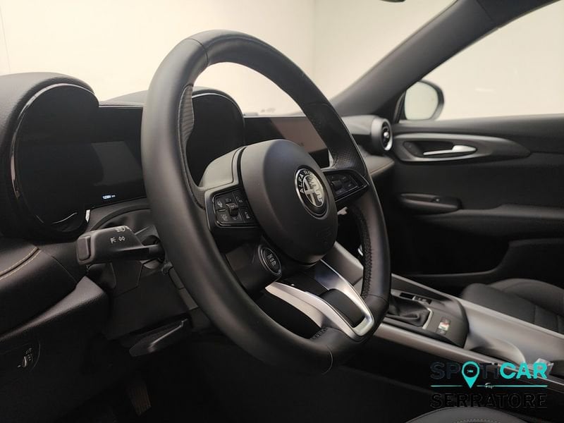 https://cdn-dk.caraffinity.it/dealer/datafiles/vehicle/images/800/780/RHjyPMnFNjBvJgoW.jpeg