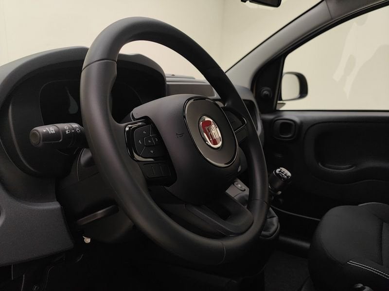 https://cdn-dk.caraffinity.it/dealer/datafiles/vehicle/images/800/780/RWYtrfdwY5q0aJer.jpeg