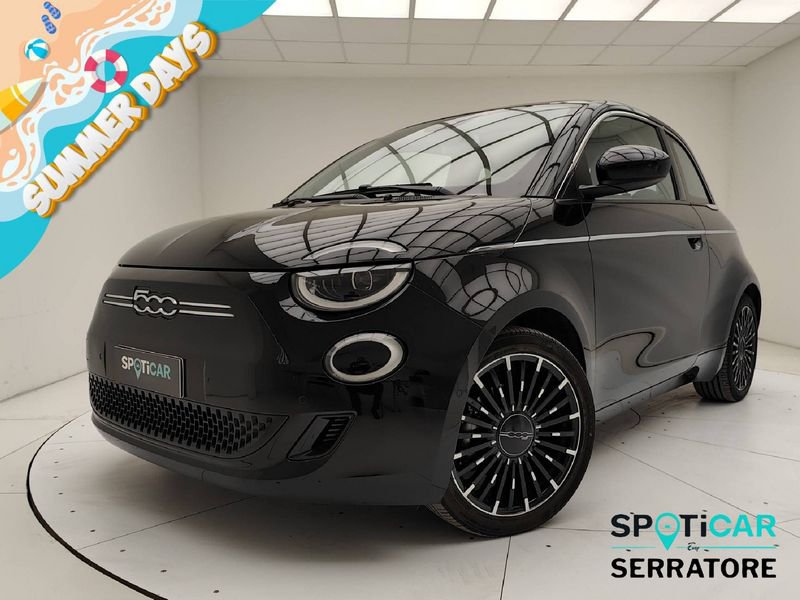 https://cdn-dk.caraffinity.it/dealer/datafiles/vehicle/images/800/780/SlDaefG7cTp4lqso.jpeg?format=jpeg