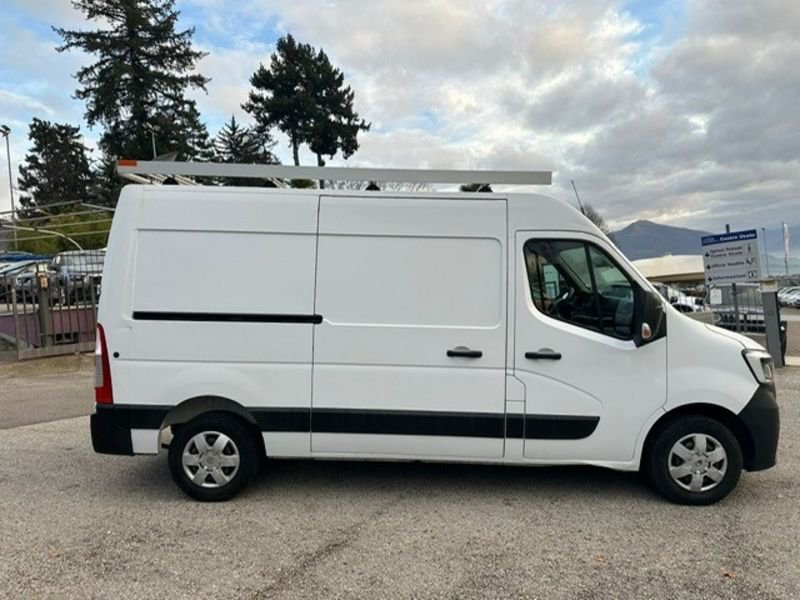 https://cdn-dk.caraffinity.it/dealer/datafiles/vehicle/images/800/780/TtiTzGlOjAuv8xAK.jpeg