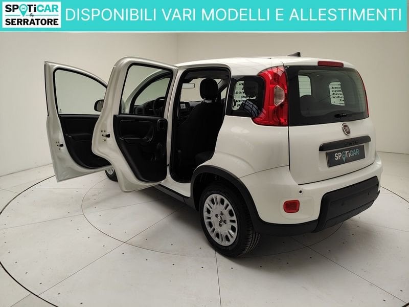 https://cdn-dk.caraffinity.it/dealer/datafiles/vehicle/images/800/780/UTqBG3RGeF1Kpgu6.jpeg