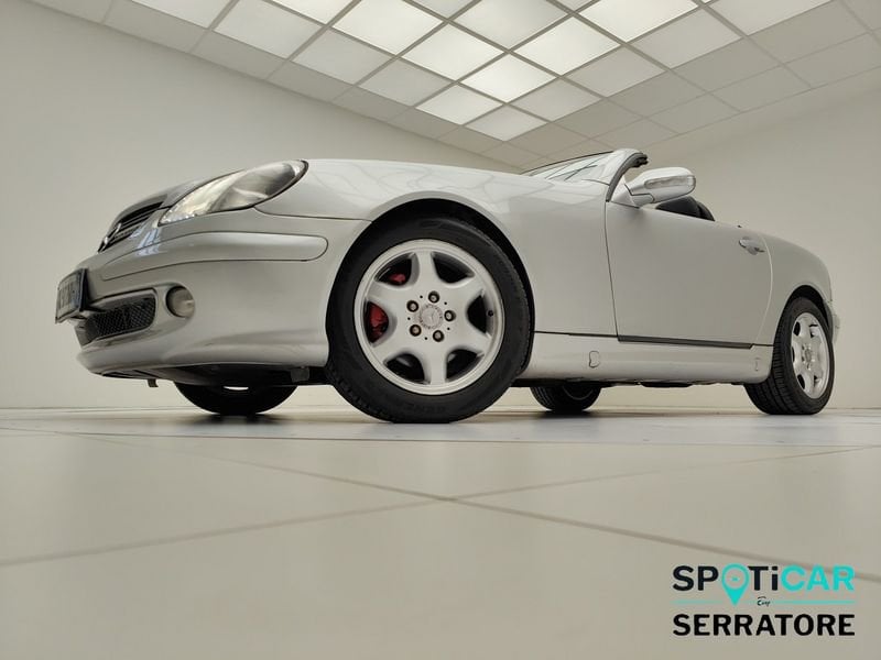 https://cdn-dk.caraffinity.it/dealer/datafiles/vehicle/images/800/780/VNzIetaNZBrZwxXx.jpeg
