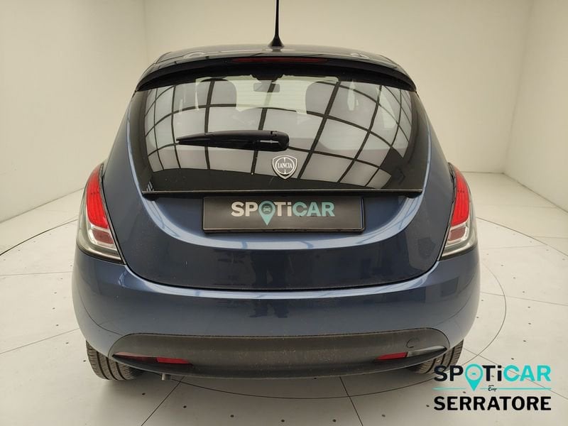 https://cdn-dk.caraffinity.it/dealer/datafiles/vehicle/images/800/780/YLSZSk8DSugdXGsG.jpeg