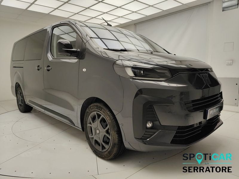 https://cdn-dk.caraffinity.it/dealer/datafiles/vehicle/images/800/780/a2qBowpqWuSB0nnY.jpeg