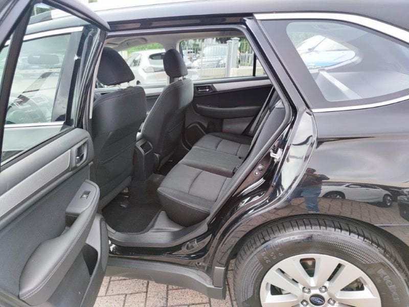 https://cdn-dk.caraffinity.it/dealer/datafiles/vehicle/images/800/780/c1AO0sl3gkuwynVP.jpeg
