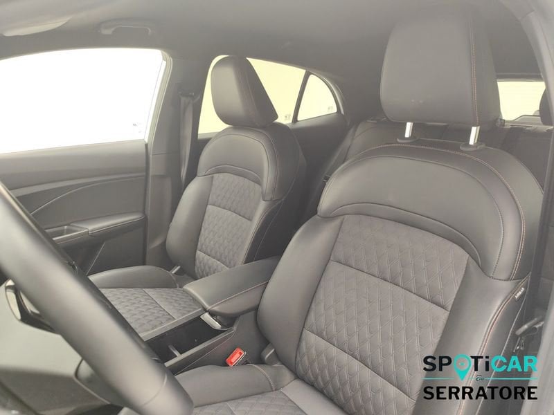 https://cdn-dk.caraffinity.it/dealer/datafiles/vehicle/images/800/780/cIk4qAzyERmP9nVt.jpeg