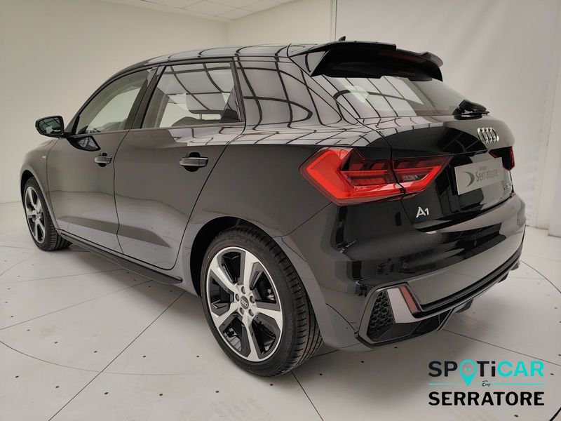 https://cdn-dk.caraffinity.it/dealer/datafiles/vehicle/images/800/780/efxPyaTLALeueb2P.jpeg