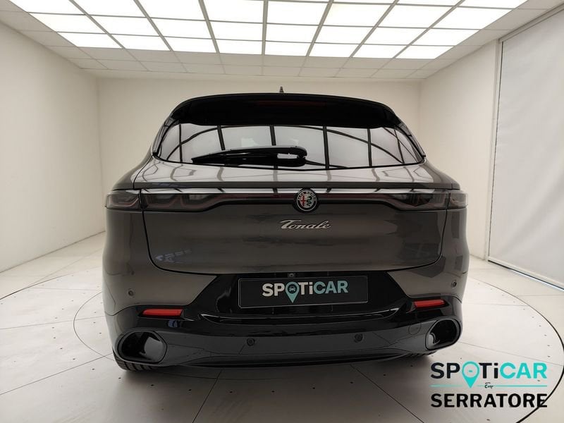 https://cdn-dk.caraffinity.it/dealer/datafiles/vehicle/images/800/780/eh26RTIpg0SRMrXj.jpeg