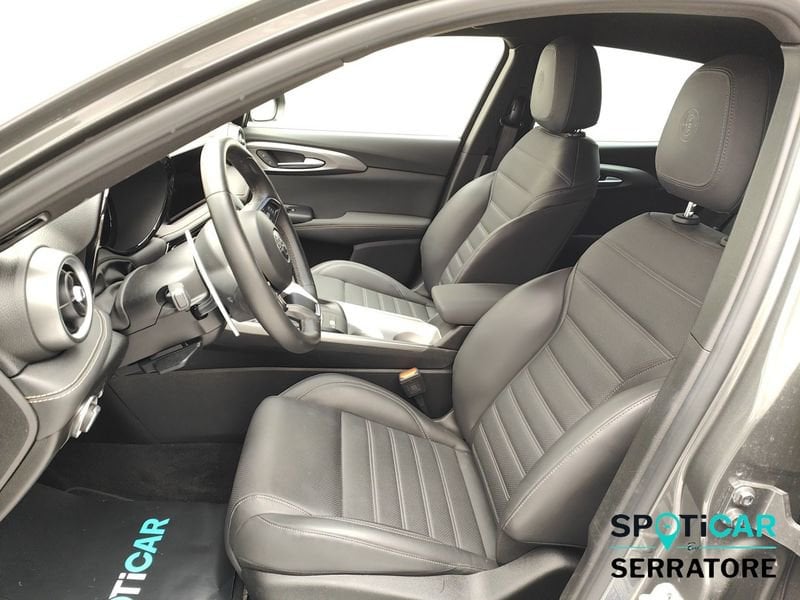 https://cdn-dk.caraffinity.it/dealer/datafiles/vehicle/images/800/780/ekBCvTrDBUY2xrGD.jpeg