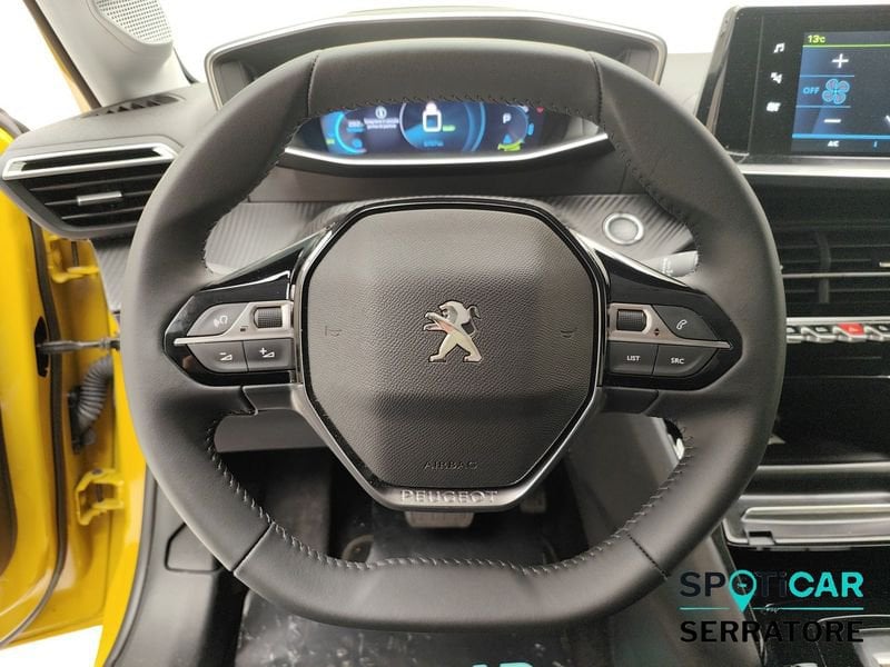 https://cdn-dk.caraffinity.it/dealer/datafiles/vehicle/images/800/780/gdTNsloXMWMN2xwI.jpeg