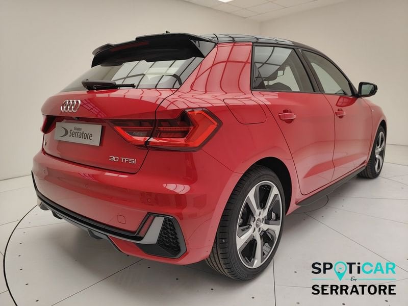 https://cdn-dk.caraffinity.it/dealer/datafiles/vehicle/images/800/780/hUdeVDfIlII7DreK.jpeg