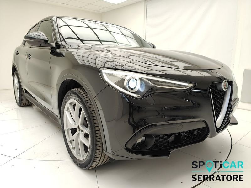 https://cdn-dk.caraffinity.it/dealer/datafiles/vehicle/images/800/780/lBbRWpowYRHQzx0D.jpeg