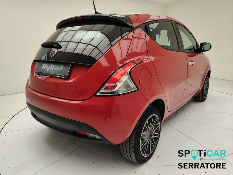 https://cdn-dk.caraffinity.it/dealer/datafiles/vehicle/images/800/780/lKhr4VeQUU28MTkm.jpeg