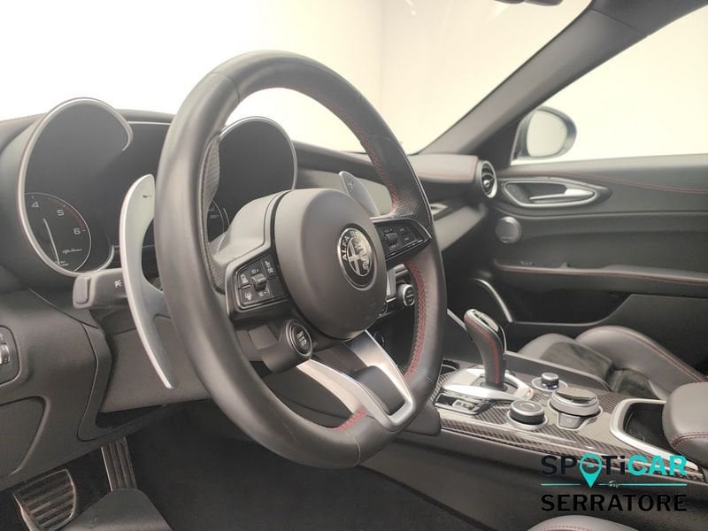 https://cdn-dk.caraffinity.it/dealer/datafiles/vehicle/images/800/780/lrVxYDjMlG5iurBs.jpeg