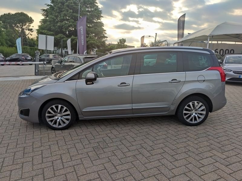 https://cdn-dk.caraffinity.it/dealer/datafiles/vehicle/images/800/780/opcCuouqegKL0m0P.jpeg