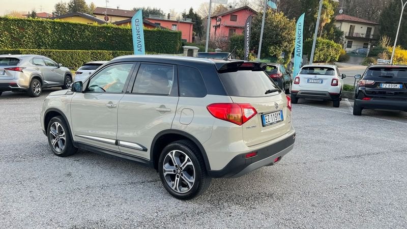 https://cdn-dk.caraffinity.it/dealer/datafiles/vehicle/images/800/780/p3F2vuXZkmcrDumC.jpeg