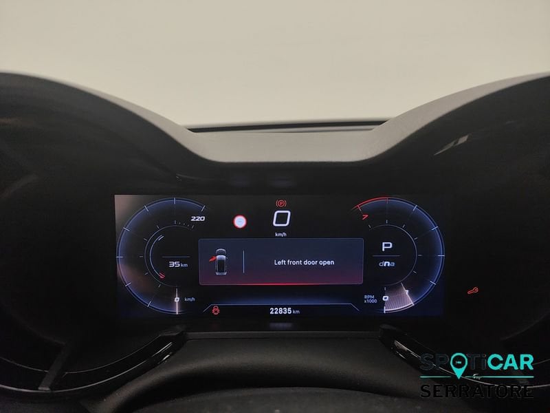 https://cdn-dk.caraffinity.it/dealer/datafiles/vehicle/images/800/780/pmrwnjtZ4sUUDbH7.jpeg