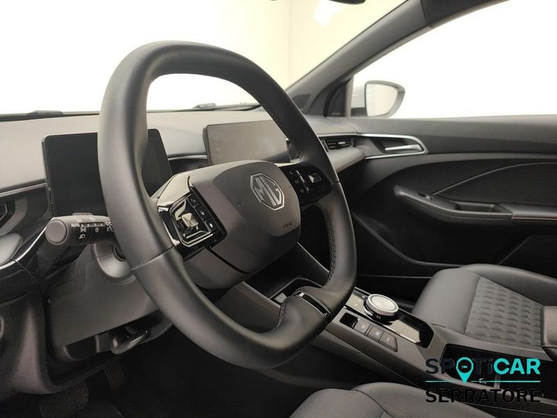 https://cdn-dk.caraffinity.it/dealer/datafiles/vehicle/images/800/780/sdhqQ6BUiU95sah1.jpeg