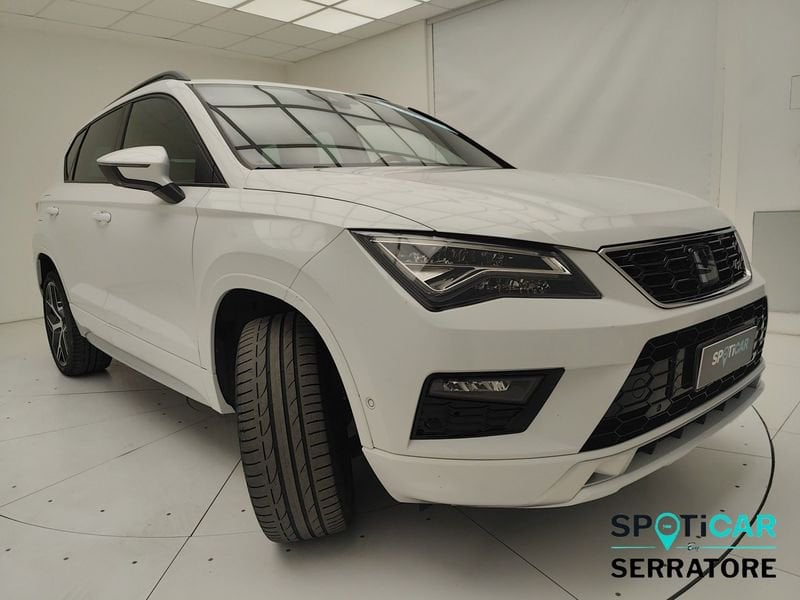 https://cdn-dk.caraffinity.it/dealer/datafiles/vehicle/images/800/780/ugNs9OzcL3fmH7jZ.jpeg