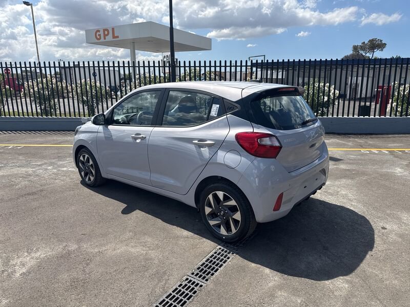 https://cdn-dk.caraffinity.it/dealer/datafiles/vehicle/images/800/967/0QMc0GXejRPvDQpM.jpg?opacity=0&size=20&position=TOP_RIGHT&border=8&watermark=%2Fdealer%2Fdatafiles%2Fvehicle%2Fimages%2Fwatermark%2F967%2Fc508bea0-816d-49ea-a20c-ad89ecd61836.png