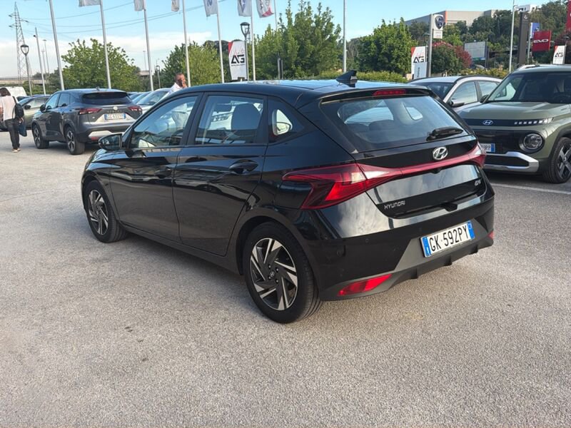https://cdn-dk.caraffinity.it/dealer/datafiles/vehicle/images/800/967/0QZKHtvv0Lc67lio.jpg?opacity=0&size=20&position=TOP_RIGHT&border=8&watermark=%2Fdealer%2Fdatafiles%2Fvehicle%2Fimages%2Fwatermark%2F967%2Fc508bea0-816d-49ea-a20c-ad89ecd61836.png