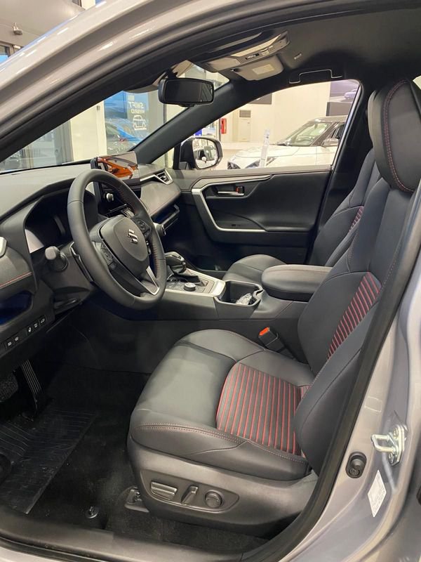 https://cdn-dk.caraffinity.it/dealer/datafiles/vehicle/images/800/967/1BZClOgcbMwLafdh.jpeg?opacity=100&size=16&position=CENTER_RIGHT&border=8&watermark=%2Fdealer%2Fdatafiles%2Fvehicle%2Fimages%2Fwatermark%2F967%2Fc508bea0-816d-49ea-a20c-ad89ecd61836.png