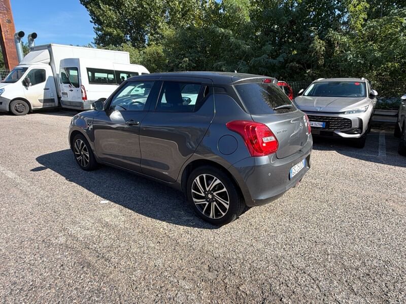 https://cdn-dk.caraffinity.it/dealer/datafiles/vehicle/images/800/967/3V0AZgavOzjRJBU2.jpg?opacity=0&size=20&position=TOP_RIGHT&border=8&watermark=%2Fdealer%2Fdatafiles%2Fvehicle%2Fimages%2Fwatermark%2F967%2Fc508bea0-816d-49ea-a20c-ad89ecd61836.png