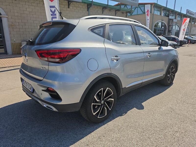 https://cdn-dk.caraffinity.it/dealer/datafiles/vehicle/images/800/967/3cCk49shBAlrPkDO.jpg?opacity=0&size=20&position=TOP_RIGHT&border=8&watermark=%2Fdealer%2Fdatafiles%2Fvehicle%2Fimages%2Fwatermark%2F967%2Fc508bea0-816d-49ea-a20c-ad89ecd61836.png