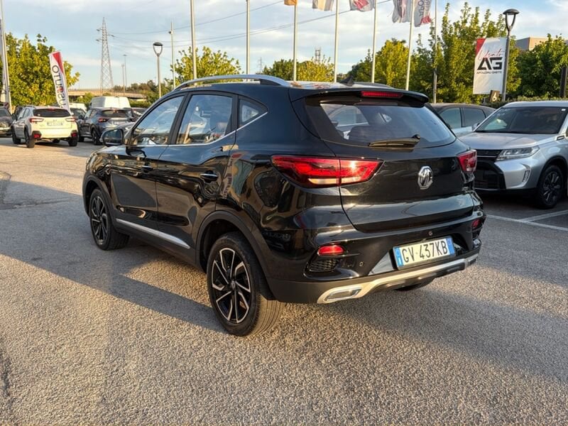 https://cdn-dk.caraffinity.it/dealer/datafiles/vehicle/images/800/967/4IOuiq7QevtmpHJ7.jpg?opacity=0&size=20&position=TOP_RIGHT&border=8&watermark=%2Fdealer%2Fdatafiles%2Fvehicle%2Fimages%2Fwatermark%2F967%2Fc508bea0-816d-49ea-a20c-ad89ecd61836.png