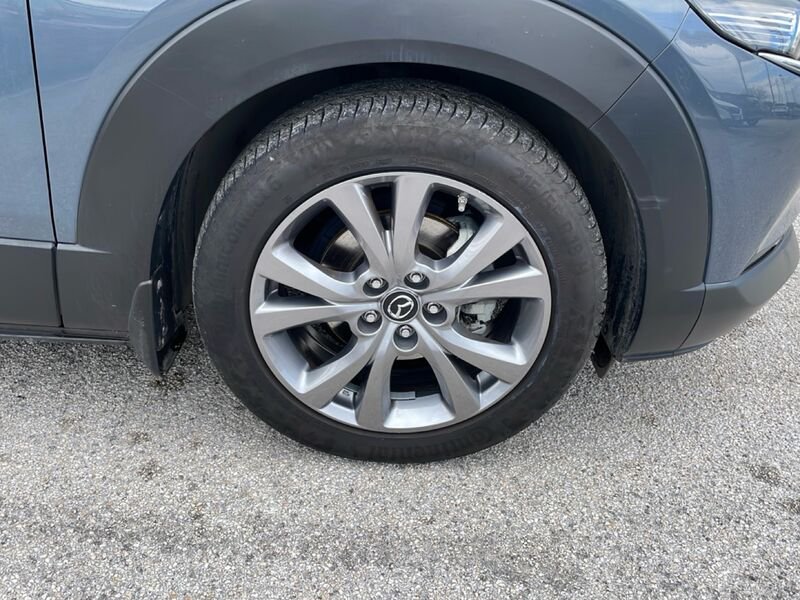 https://cdn-dk.caraffinity.it/dealer/datafiles/vehicle/images/800/967/4Z5W4Xxi7vYbS7gj.jpg?opacity=0&size=20&position=TOP_RIGHT&border=8&watermark=%2Fdealer%2Fdatafiles%2Fvehicle%2Fimages%2Fwatermark%2F967%2Fc508bea0-816d-49ea-a20c-ad89ecd61836.png