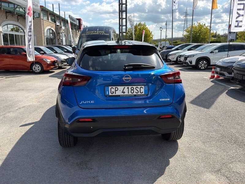 https://cdn-dk.caraffinity.it/dealer/datafiles/vehicle/images/800/967/4y2NwXWM6QfMrA5O.jpg?opacity=0&size=20&position=TOP_RIGHT&border=8&watermark=%2Fdealer%2Fdatafiles%2Fvehicle%2Fimages%2Fwatermark%2F967%2Fc508bea0-816d-49ea-a20c-ad89ecd61836.png