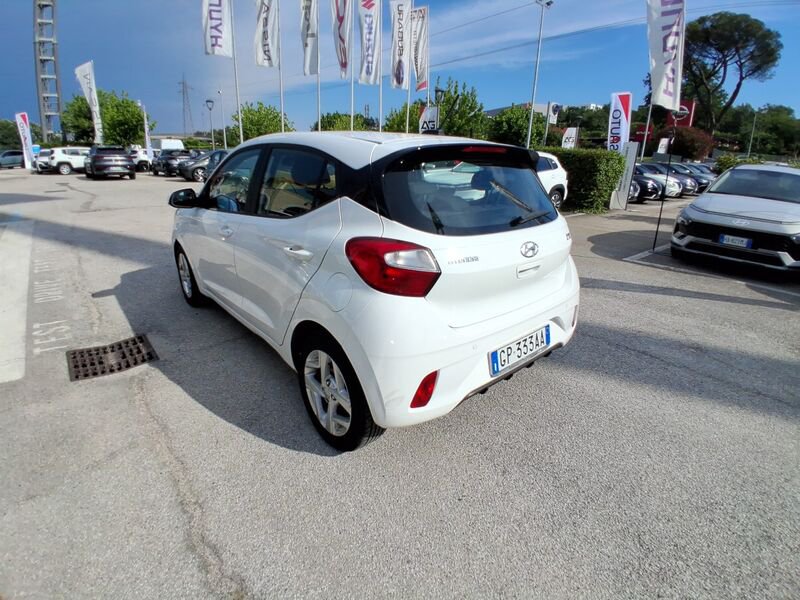 https://cdn-dk.caraffinity.it/dealer/datafiles/vehicle/images/800/967/50U82Inxsq8mrdeq.jpg?opacity=0&size=20&position=TOP_RIGHT&border=8&watermark=%2Fdealer%2Fdatafiles%2Fvehicle%2Fimages%2Fwatermark%2F967%2Fc508bea0-816d-49ea-a20c-ad89ecd61836.png