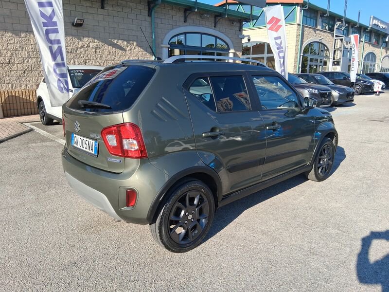 https://cdn-dk.caraffinity.it/dealer/datafiles/vehicle/images/800/967/5jrAOu7jijoICuYv.jpg?opacity=0&size=20&position=TOP_RIGHT&border=8&watermark=%2Fdealer%2Fdatafiles%2Fvehicle%2Fimages%2Fwatermark%2F967%2Fc508bea0-816d-49ea-a20c-ad89ecd61836.png