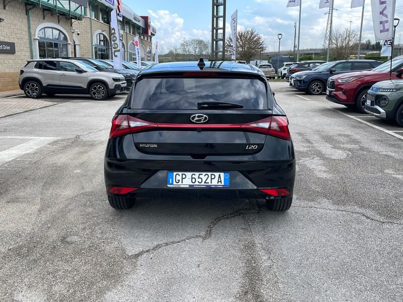https://cdn-dk.caraffinity.it/dealer/datafiles/vehicle/images/800/967/6Nzcy8ja1DhXuGmN.jpg?opacity=0&size=20&position=TOP_RIGHT&border=8&watermark=%2Fdealer%2Fdatafiles%2Fvehicle%2Fimages%2Fwatermark%2F967%2Fc508bea0-816d-49ea-a20c-ad89ecd61836.png