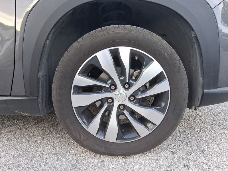 https://cdn-dk.caraffinity.it/dealer/datafiles/vehicle/images/800/967/6fkbGtvFVJW0Gfyb.jpg?opacity=0&size=20&position=TOP_RIGHT&border=8&watermark=%2Fdealer%2Fdatafiles%2Fvehicle%2Fimages%2Fwatermark%2F967%2Fc508bea0-816d-49ea-a20c-ad89ecd61836.png