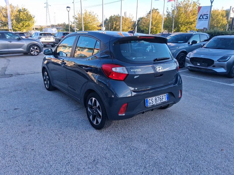 https://cdn-dk.caraffinity.it/dealer/datafiles/vehicle/images/800/967/8J7LkSsebHkZYf60.jpg?opacity=0&size=20&position=TOP_RIGHT&border=8&watermark=%2Fdealer%2Fdatafiles%2Fvehicle%2Fimages%2Fwatermark%2F967%2Fc508bea0-816d-49ea-a20c-ad89ecd61836.png
