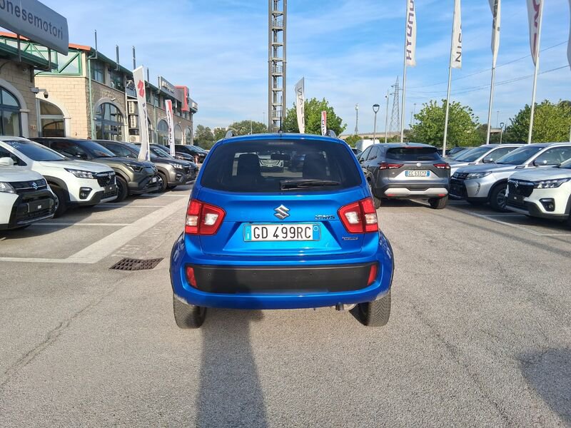 https://cdn-dk.caraffinity.it/dealer/datafiles/vehicle/images/800/967/9j1WTkDjtXE9kSrZ.jpg?opacity=0&size=20&position=TOP_RIGHT&border=8&watermark=%2Fdealer%2Fdatafiles%2Fvehicle%2Fimages%2Fwatermark%2F967%2Fc508bea0-816d-49ea-a20c-ad89ecd61836.png