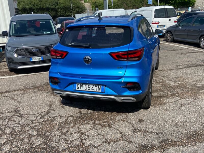 https://cdn-dk.caraffinity.it/dealer/datafiles/vehicle/images/800/967/A7U8rjrwiRRpjzXh.jpg?opacity=0&size=20&position=TOP_RIGHT&border=8&watermark=%2Fdealer%2Fdatafiles%2Fvehicle%2Fimages%2Fwatermark%2F967%2Fc508bea0-816d-49ea-a20c-ad89ecd61836.png