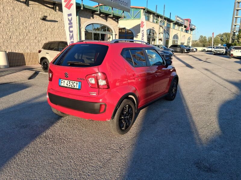 https://cdn-dk.caraffinity.it/dealer/datafiles/vehicle/images/800/967/At59QAHkeetMVGYX.jpg?opacity=0&size=20&position=TOP_RIGHT&border=8&watermark=%2Fdealer%2Fdatafiles%2Fvehicle%2Fimages%2Fwatermark%2F967%2Fc508bea0-816d-49ea-a20c-ad89ecd61836.png