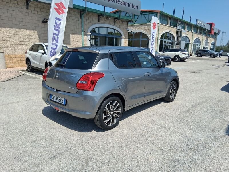 https://cdn-dk.caraffinity.it/dealer/datafiles/vehicle/images/800/967/BBuifayspTqeAr1h.jpg?opacity=0&size=20&position=TOP_RIGHT&border=8&watermark=%2Fdealer%2Fdatafiles%2Fvehicle%2Fimages%2Fwatermark%2F967%2Fc508bea0-816d-49ea-a20c-ad89ecd61836.png