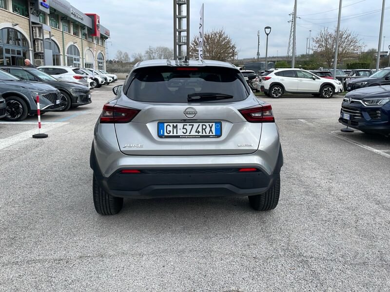 https://cdn-dk.caraffinity.it/dealer/datafiles/vehicle/images/800/967/BLxWZOEZnolV3WwB.jpg?opacity=0&size=20&position=TOP_RIGHT&border=8&watermark=%2Fdealer%2Fdatafiles%2Fvehicle%2Fimages%2Fwatermark%2F967%2Fc508bea0-816d-49ea-a20c-ad89ecd61836.png