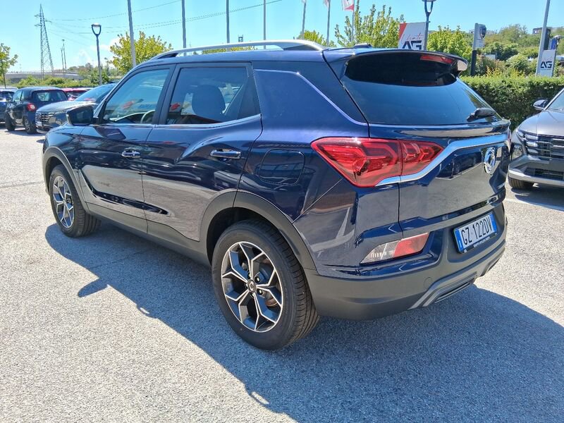 https://cdn-dk.caraffinity.it/dealer/datafiles/vehicle/images/800/967/F5aUTHxZZGQIqjs0.jpg?opacity=0&size=20&position=TOP_RIGHT&border=8&watermark=%2Fdealer%2Fdatafiles%2Fvehicle%2Fimages%2Fwatermark%2F967%2Fc508bea0-816d-49ea-a20c-ad89ecd61836.png
