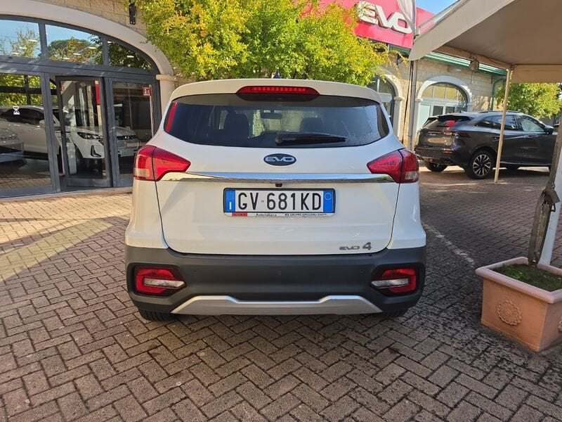 https://cdn-dk.caraffinity.it/dealer/datafiles/vehicle/images/800/967/Fyu2iUM52lYpAl7t.jpg?opacity=0&size=20&position=TOP_RIGHT&border=8&watermark=%2Fdealer%2Fdatafiles%2Fvehicle%2Fimages%2Fwatermark%2F967%2Fc508bea0-816d-49ea-a20c-ad89ecd61836.png