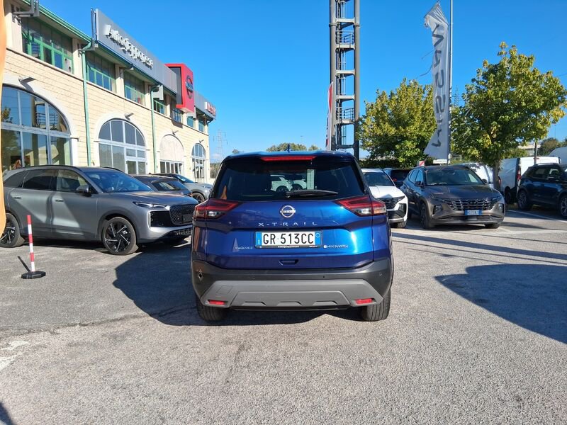 https://cdn-dk.caraffinity.it/dealer/datafiles/vehicle/images/800/967/GTd8gzt38RgapWHq.jpg?opacity=0&size=20&position=TOP_RIGHT&border=8&watermark=%2Fdealer%2Fdatafiles%2Fvehicle%2Fimages%2Fwatermark%2F967%2Fc508bea0-816d-49ea-a20c-ad89ecd61836.png