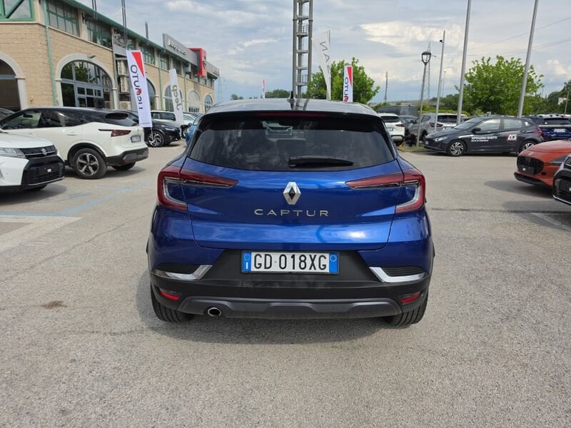https://cdn-dk.caraffinity.it/dealer/datafiles/vehicle/images/800/967/H9UBqN8NtmopQVku.jpg?opacity=0&size=20&position=TOP_RIGHT&border=8&watermark=%2Fdealer%2Fdatafiles%2Fvehicle%2Fimages%2Fwatermark%2F967%2Fc508bea0-816d-49ea-a20c-ad89ecd61836.png