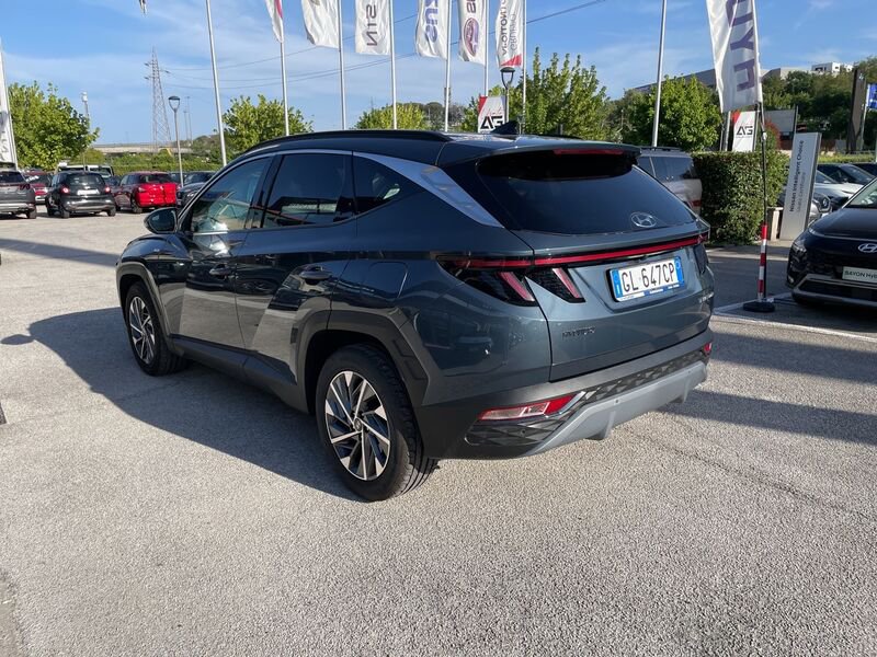 https://cdn-dk.caraffinity.it/dealer/datafiles/vehicle/images/800/967/HIyHhwx1WtEdFH4s.jpg?opacity=0&size=20&position=TOP_RIGHT&border=8&watermark=%2Fdealer%2Fdatafiles%2Fvehicle%2Fimages%2Fwatermark%2F967%2Fc508bea0-816d-49ea-a20c-ad89ecd61836.png