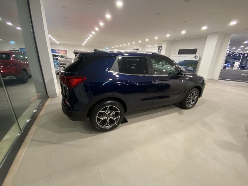 https://cdn-dk.caraffinity.it/dealer/datafiles/vehicle/images/800/967/HUmR3Sz0KlXn9oln.jpg?opacity=0&size=20&position=TOP_RIGHT&border=8&watermark=%2Fdealer%2Fdatafiles%2Fvehicle%2Fimages%2Fwatermark%2F967%2Fc508bea0-816d-49ea-a20c-ad89ecd61836.png